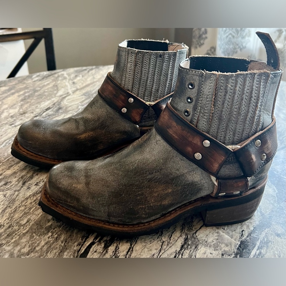 freebird Gray Distressed Leather Ankle Harness Booties - Picture 2 of 4
